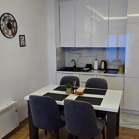 Apartmanhotel Heli *